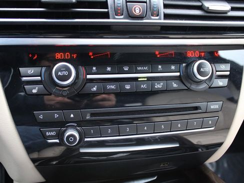 Used 2017 BMW X5 xDrive35d image 31