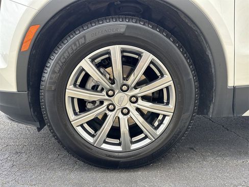 Used 2023 Cadillac XT4 Premium Luxury w/ Cold Weather Package image 11