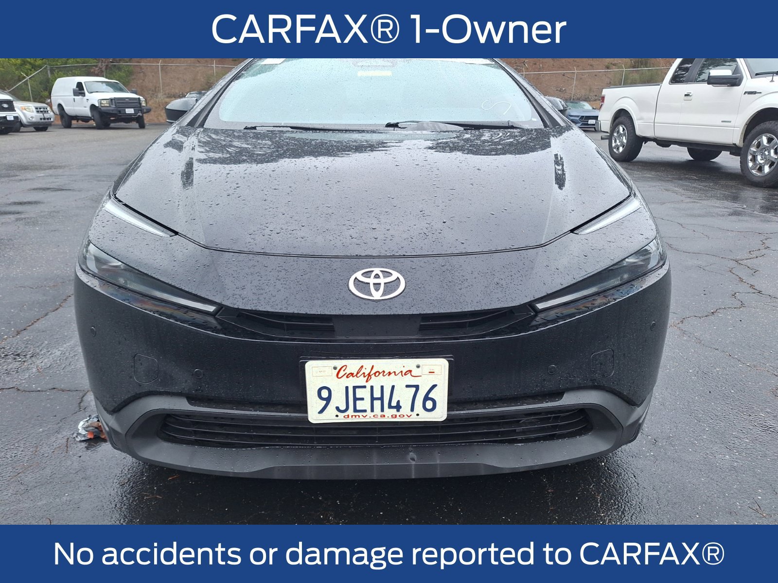 Used 2023 Toyota Prius LE FWD image 2