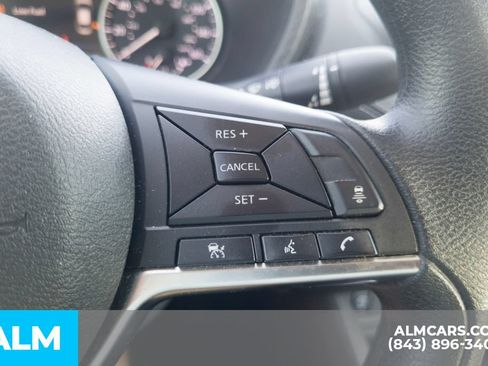 Used 2024 Nissan Sentra SV FWD image 10