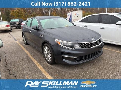 Used 2018 Kia Optima EX image 1