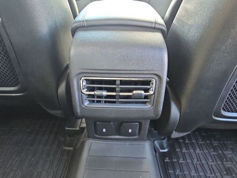 Used 2025 Lincoln Corsair Reserve w/ Jet Appearance Package image 23