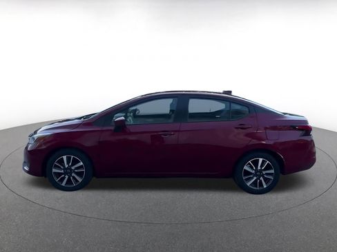 Used 2025 Nissan Versa SV FWD image 7