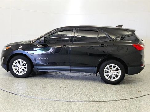 Used 2018 Chevrolet Equinox LS FWD image 5