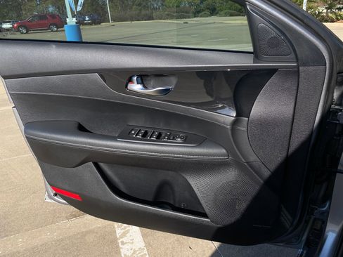 Used 2023 Kia Forte GT-Line w/ GT-Line Premium Package image 25