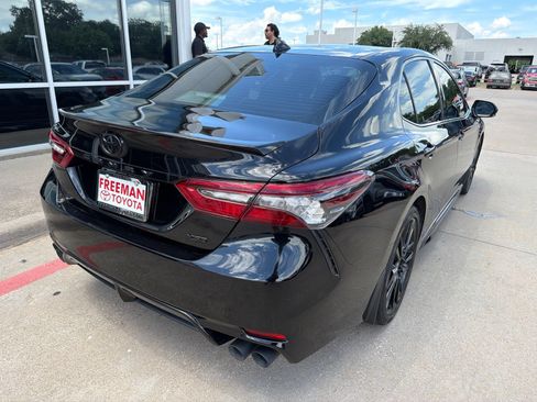 Used 2024 Toyota Camry XSE FWD image 7