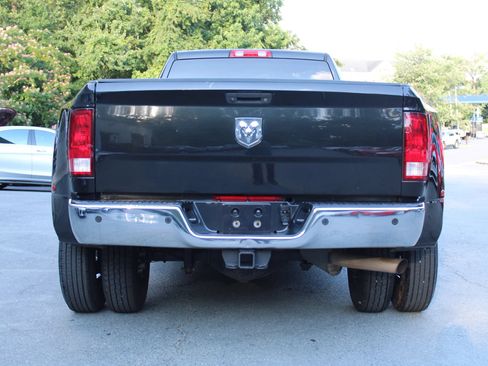 Used 2016 RAM 3500 Tradesman w/ Chrome Appearance Group RWD image 6