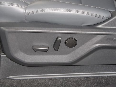New 2026 Ford Expedition Active RWD image 21