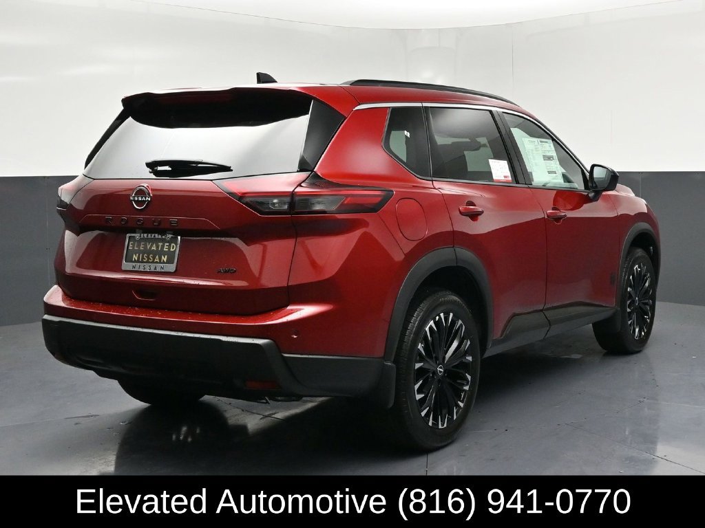 Used 2026 Nissan Rogue Dark Armor AWD/4WD image 4