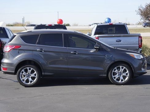 Used 2015 Ford Escape Titanium image 5