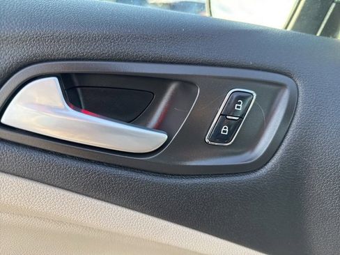 Used 2014 Ford C-MAX Energi SEL image 13