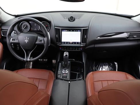 Used 2022 Maserati Levante Modena image 48