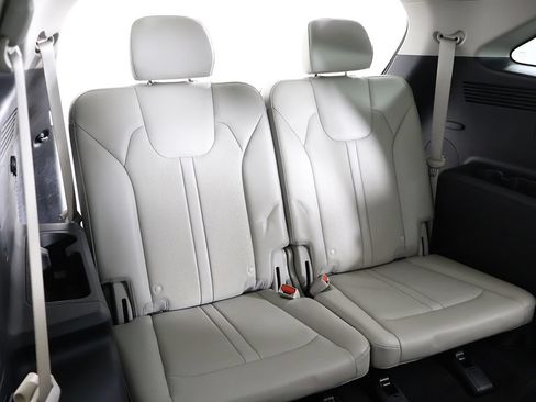 Used 2023 Kia Sorento S w/ Panoramic Sunroof Package FWD image 37