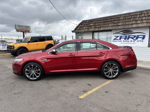 Used 2014 Ford Taurus Limited w/ Equipment Group 301A image 5