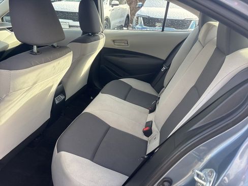 Used 2023 Toyota Corolla LE image 9