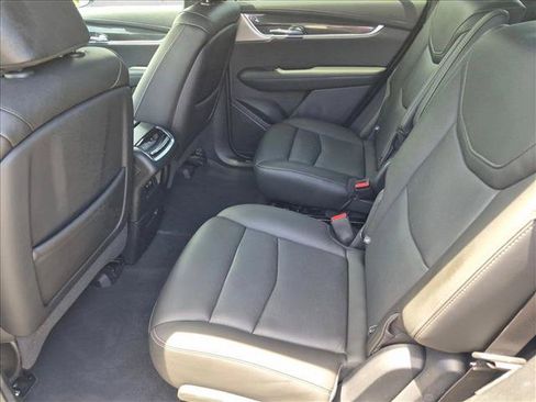 Used 2021 Cadillac XT6 Sport AWD/4WD image 18