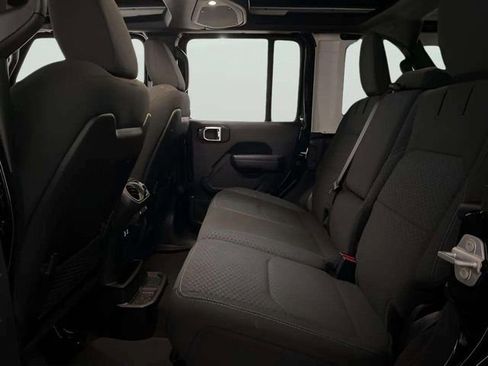 Used 2025 Jeep Wrangler Unlimited Rubicon 4xe w/ Convenience Group image 59