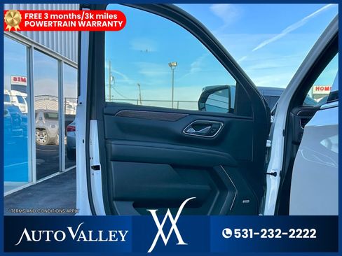 Used 2023 Chevrolet Tahoe High Country image 12