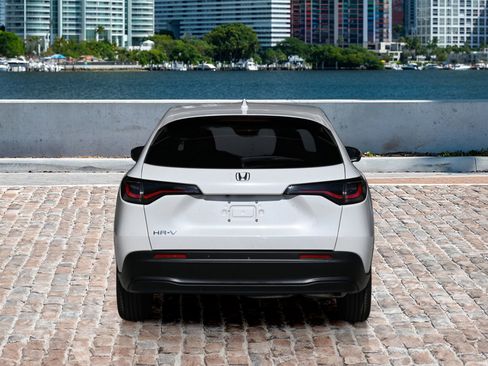 New 2025 Honda HR-V LX image 6