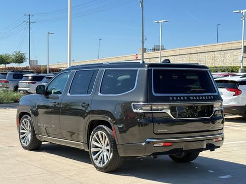 Used 2023 Jeep Grand Wagoneer Series II AWD/4WD image 8