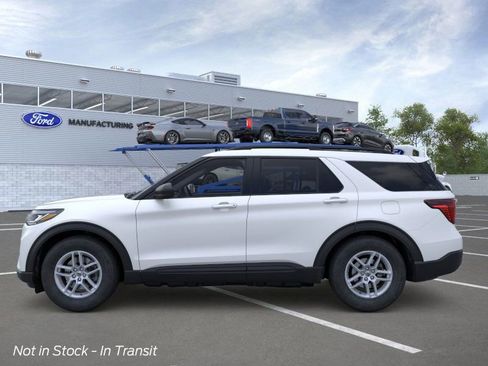 New 2026 Ford Explorer Active image 3