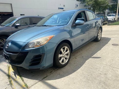 Used 2010 MAZDA MAZDA3 i Touring FWD image 14