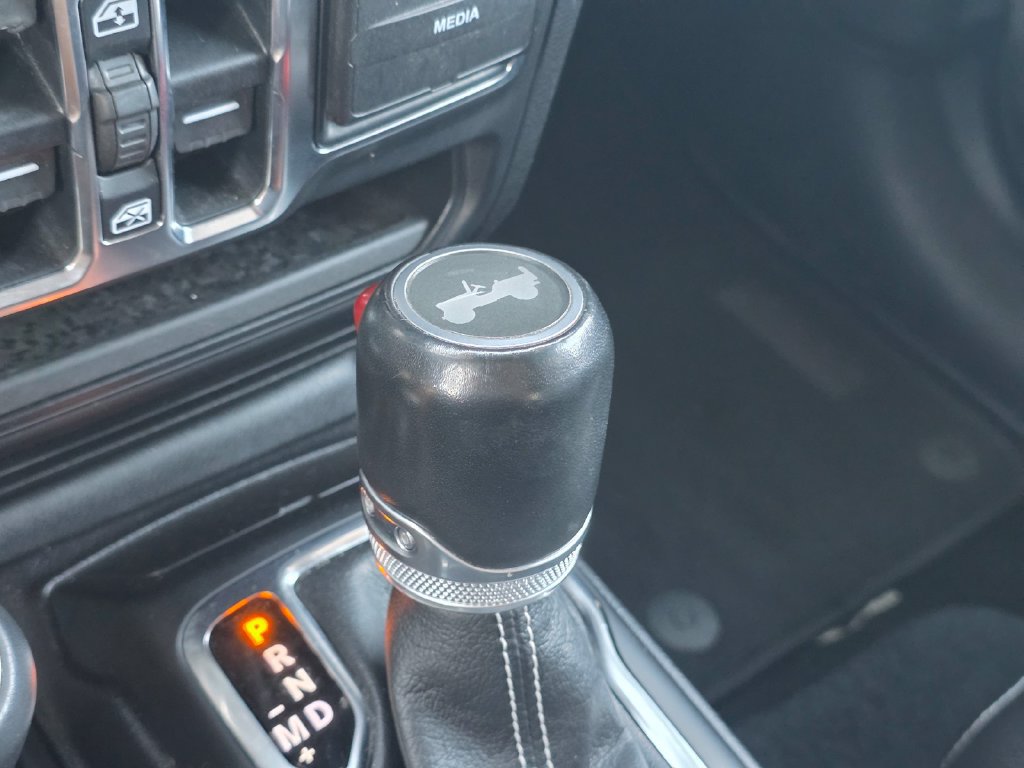 Used 2020 Jeep Wrangler Unlimited Sahara AWD/4WD image 29