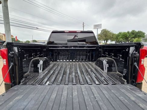 Used 2024 Chevrolet Silverado 1500 LT Trail Boss w/ Convenience Package II AWD/4WD image 12
