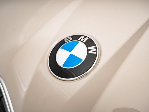 New 2026 BMW X3 xDrive30i w/ Premium Package AWD/4WD image 3