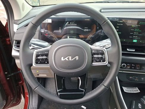 New 2026 Kia Carnival FWD image 15