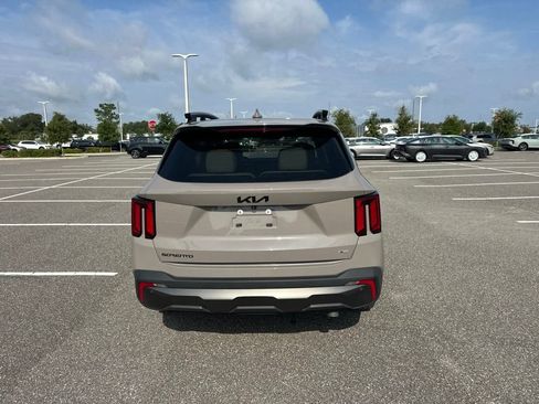 Certified 2025 Kia Sorento SX AWD/4WD image 9