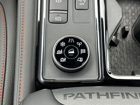 New 2026 Nissan Pathfinder Rock Creek w/ Rock Creek Premium Package AWD/4WD image 28