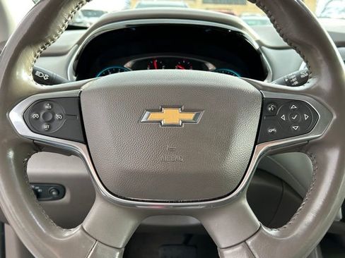 Used 2018 Chevrolet Traverse LT image 28
