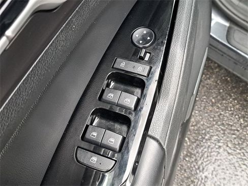 Used 2023 Kia Sportage EX image 21