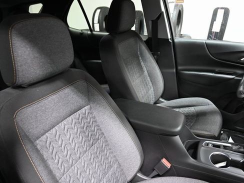 Used 2024 Chevrolet Equinox LT image 9