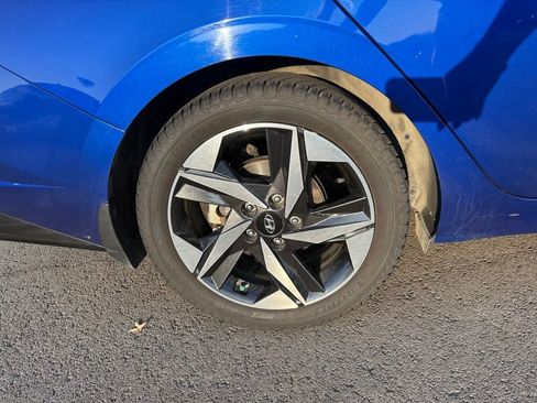 Used 2023 Hyundai Elantra Limited FWD image 32