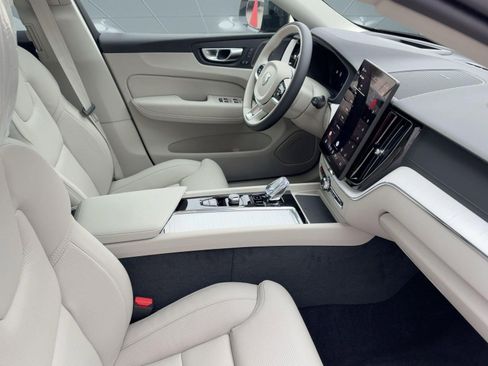 New 2026 Volvo XC60 B5 Ultra w/ Climate Package image 30