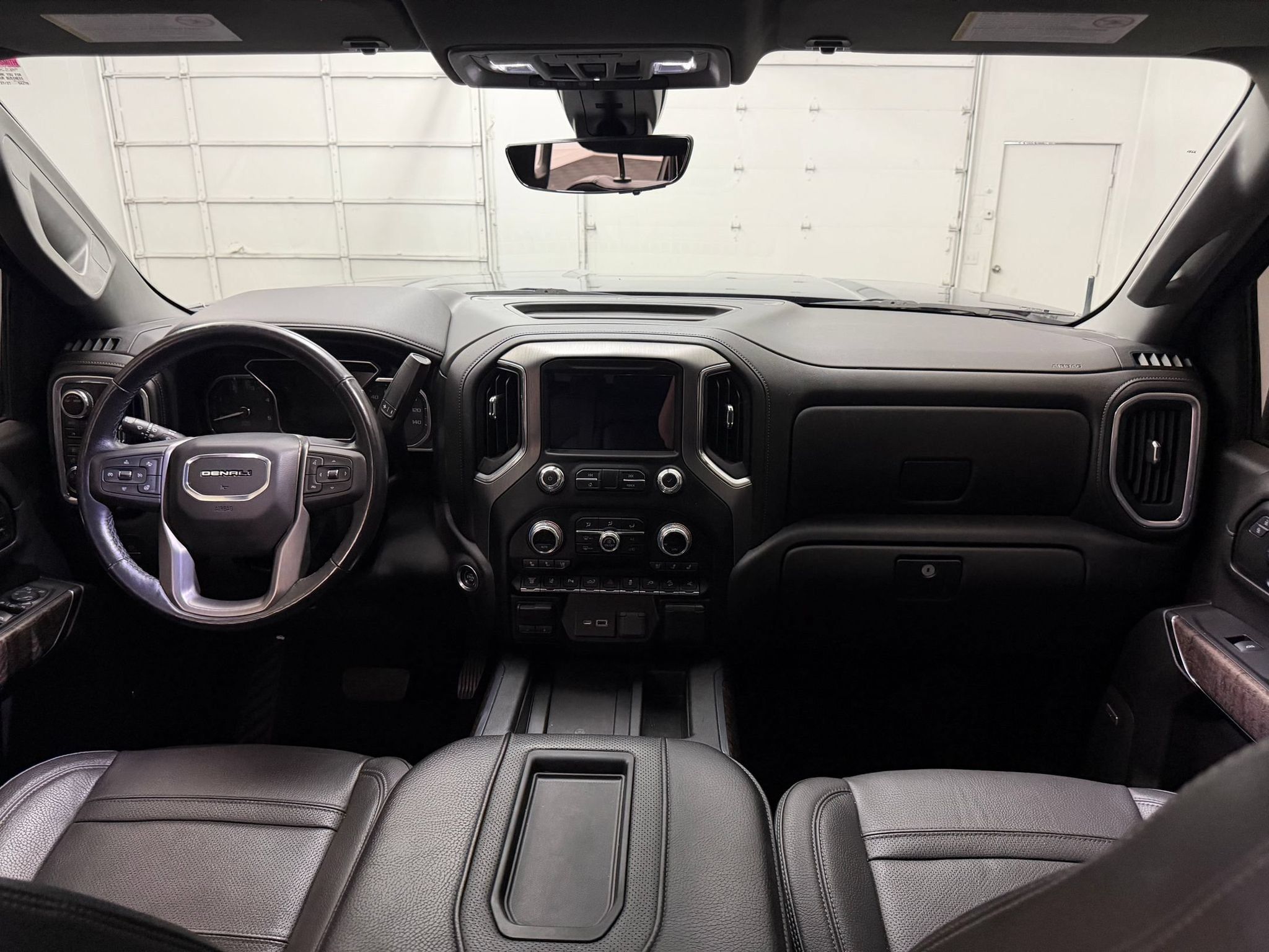 Used 2022 GMC Sierra 2500 Denali w/ Denali Ultimate Package AWD/4WD image 13