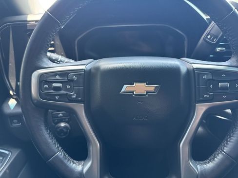 Used 2022 Chevrolet Silverado 1500 LT AWD/4WD image 10