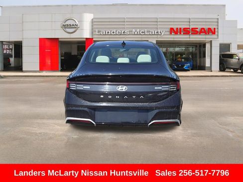 Used 2024 Hyundai Sonata SEL FWD image 5
