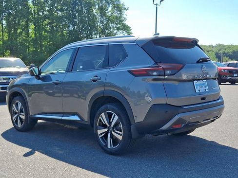 Used 2023 Nissan Rogue SL AWD/4WD image 4