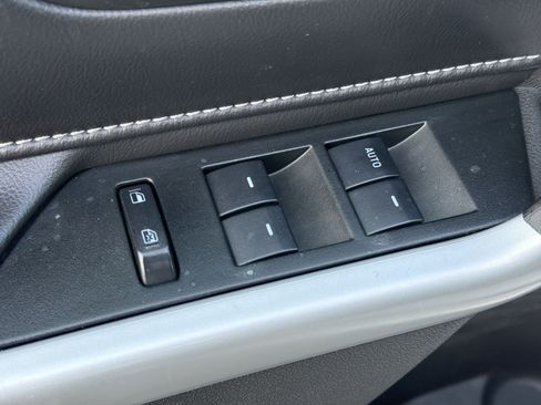 Used 2014 Ford Edge Sport w/ Driver Entry Package AWD/4WD image 26