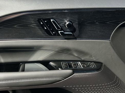 New 2026 Cadillac Lyriq Sport image 19