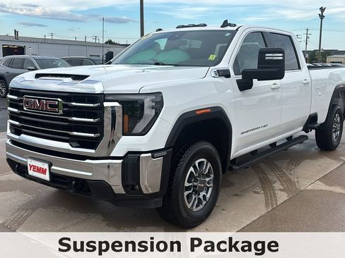 Used 2024 GMC Sierra 3500 SLE w/ SLE Convenience Package image 5