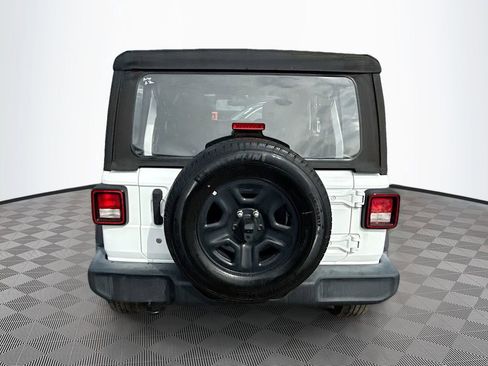 Used 2021 Jeep Wrangler Unlimited Sport image 7