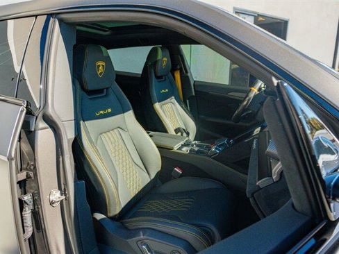 Used 2024 Lamborghini Urus Performante image 54