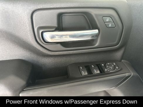 Used 2021 Chevrolet Silverado 2500 Custom w/ Custom Value Package image 12