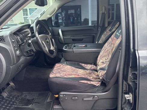 Used 2012 Chevrolet Silverado 3500 LT w/ Interior Plus Package AWD/4WD image 9