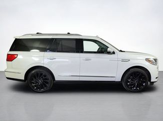 Used 2020 Lincoln Navigator Reserve w/ Equipment Group 208A Reserve AWD/4WD video 2