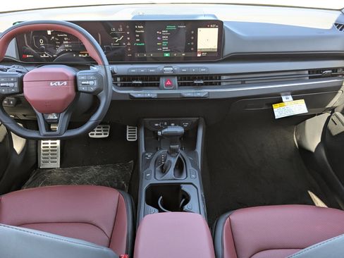 New 2025 Kia K4 GT-Line Turbo image 17